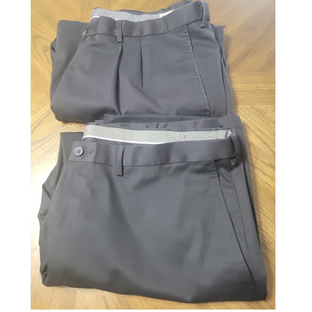 Lot of 2 Haggar Mens Premium No Iron Khaki Pants 1) 44x29 & 1)44x30
